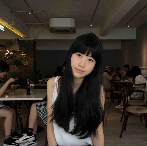 提供法文服務的專家Natalie 