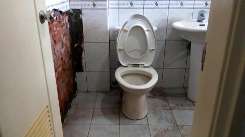 龍勝油漆水電木工園藝整地工程行 - 打石前