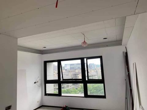 邷棠室內裝修工程有限公司 - 暗架見接天花 (未油漆) 邷棠室內裝修工程有限公司 - 暗架見接天花 (未油漆)