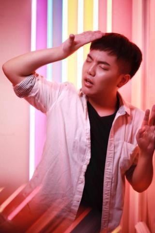 吳孟珊 - 世新大學公廣系畢業製作小組形象照拍攝