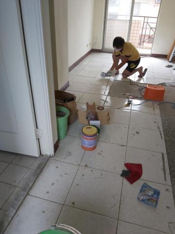 桃成工程行 - 切除磁磚並補起