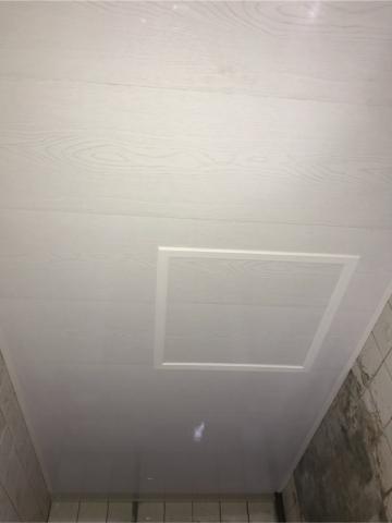 小宇室內裝修 - 廁所塑膠天花板與維修孔完成品