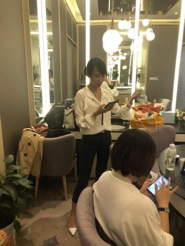 Lucky Sparrow 🙊🙉🙈 -  Lucky Sparrow 🙊🙉🙈 -