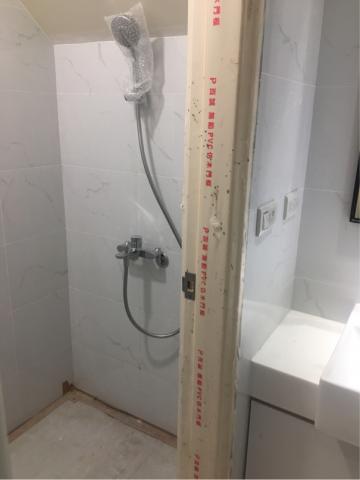 台中水電修繕 - 淋浴間與洗手台