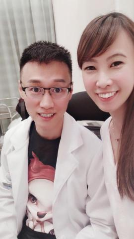 Lucky Sparrow 🙊🙉🙈 - 專業又誠懇的醫師領頭人 Lucky Sparrow 🙊🙉🙈 - 專業又誠懇的醫師領頭人