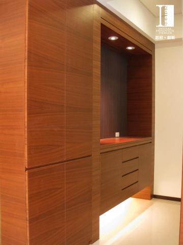 起初創新設計整合有限公司 - 住家設計裝修-IC002
坪數/30坪透天
風格/簡約風格
材質/地磚、木皮
空間/客廳玄關