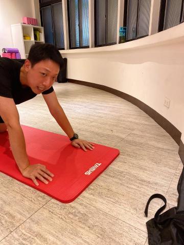 胡景淵（小鐵） - 核心肌群訓練