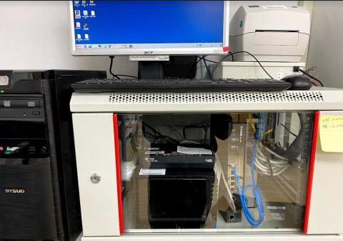 艾奎其資訊工程有限公司 - 機櫃安裝佈線整理