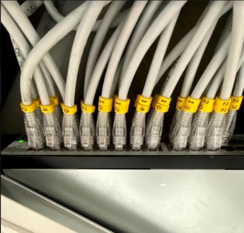 艾奎其資訊工程有限公司 - 網路佈線標示