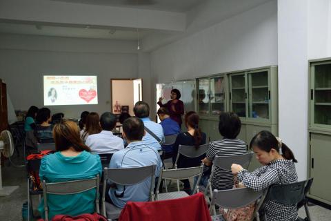 張庭瑜 - 協助社區發展協會完成政府提案(課程實況)