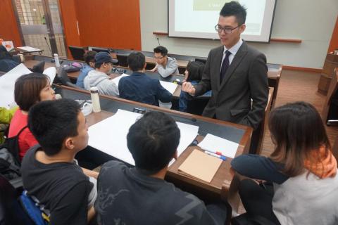 陳柏浩 - 中央大學尤努斯中心創業課程 陳柏浩 - 中央大學尤努斯中心創業課程