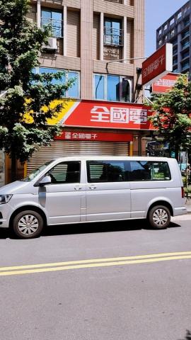 提供麥寮港服務的專家呂昇曄