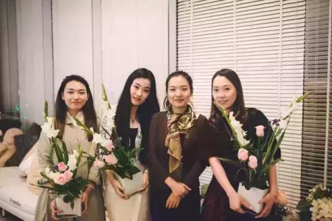 莊捷升 -  莊捷升 -