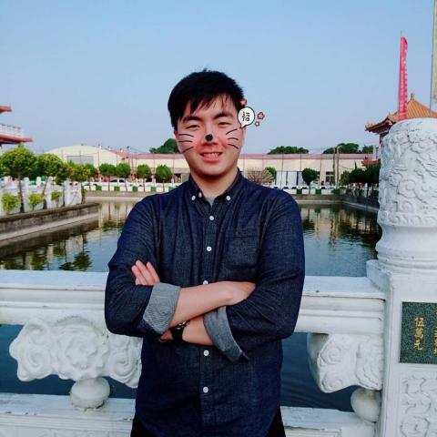 提供ptt爬蟲服務的專家林威志