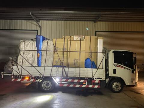 利鑫運輸（凱立精品傢俱） - 新傢俱精美配送（凱立精品傢俱）