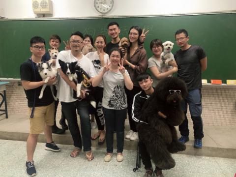 正向寵物行為訓犬師 米恩 - 社區大學教師指導