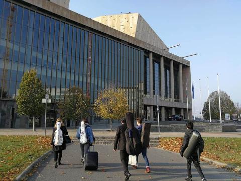 李斯特學院畢業私人小提琴老師 - 上戰場