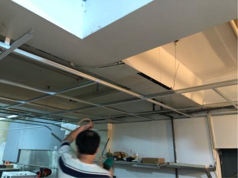 西乃山老屋翻新與修繕工程 - 輕鋼架天花板安裝 西乃山老屋翻新與修繕工程 - 輕鋼架天花板安裝