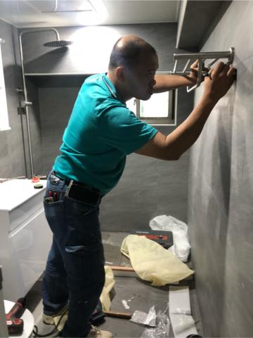 西乃山老屋翻新與修繕工程 - 裝設衛浴設備 西乃山老屋翻新與修繕工程 - 裝設衛浴設備