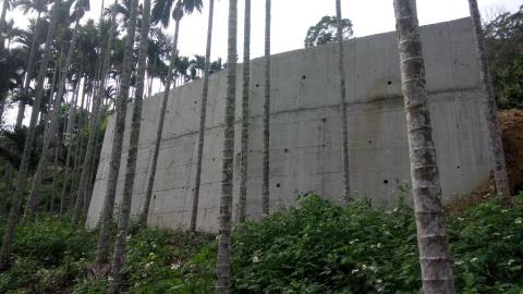 和鑫企業工程 - 擋土牆4