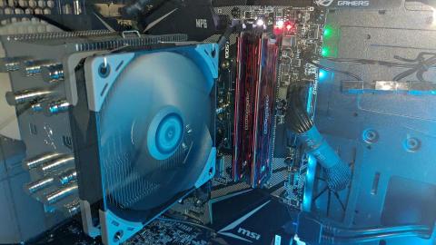 洪偉倫 - 我自己組的桌機：零件挑選與協助組裝