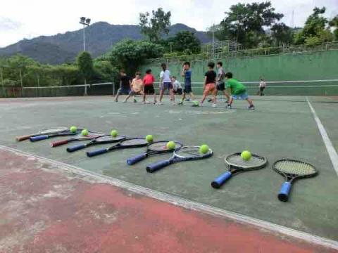 陳教練專業網球課程 - 幼兒團體班
