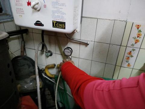 正曜水電工程行 - 冷熱水管檢測