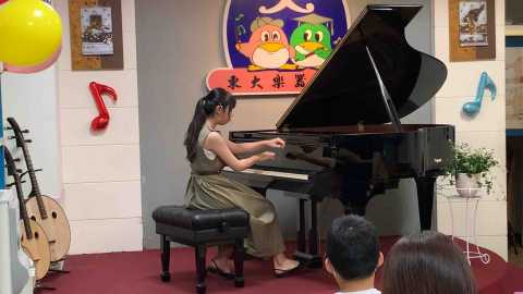 Winni老師音樂教學 - 2020.8.15鋼琴表演

