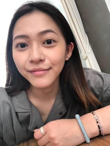 提供77服務的專家Yi-Hsuan 