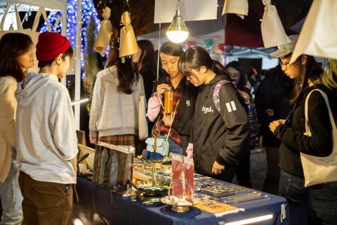 Huang0907photo -  Huang0907photo -