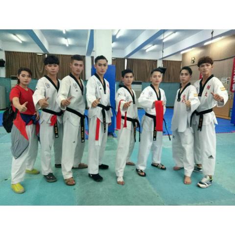 Weshikuo_makeup 妝髮師 - 團體活動表演妝髪