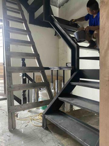 萬來工程有限公司 - 鐵樓梯設計