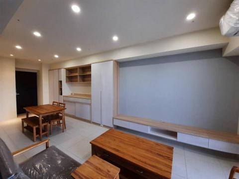 水荃工程行 - 實木家具搭配清爽色系的櫃體
營造休閒北歐風
空間也有放大效果