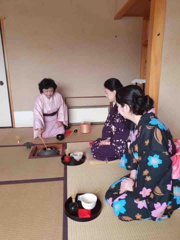 宗萱茶道學苑 - 上課風景