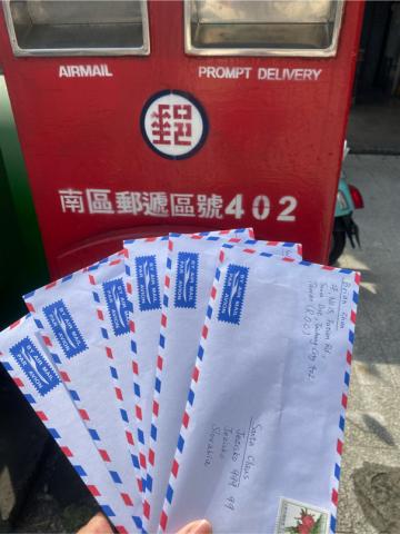 廖苡佟 - 教ESL小孩寫信給斯洛伐克的聖誕老公公