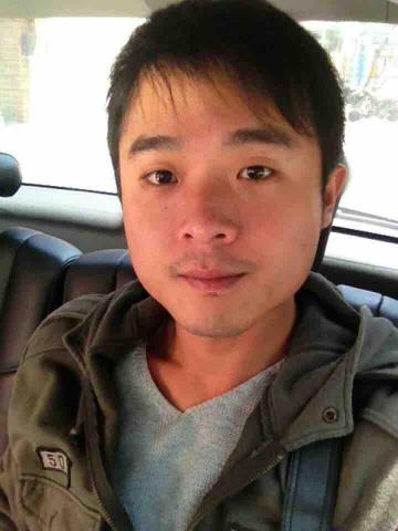 提供兼差服務的專家謝先生