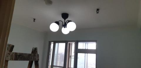 吳師傅 - 刷蘇打綠及換吊燈