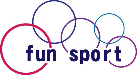 劉奕嫺 - 親子健身中心logo。