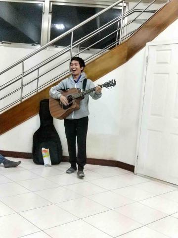 提供109指考化學服務的專家陳庸嘉