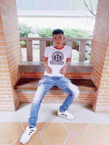 提供3202樺晟服務的專家鄭晟