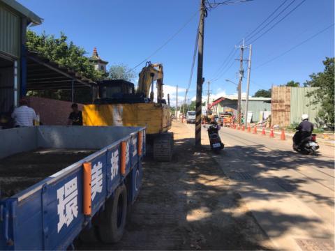 環美拆除工程 - 道路擴寛工程