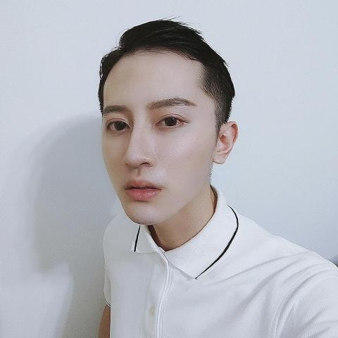 提供canva版權服務的專家ELI