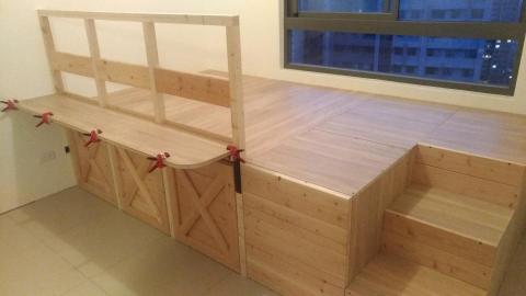 張程翔 - 收納式床架完工照。