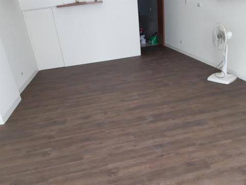 長豐壁紙代工 - 超耐磨塑膠地磚