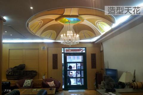 沃巢室內裝修設計有限公司 - 融合彩繪玻璃的造型天花板，業主自行設計，由我們協助打造