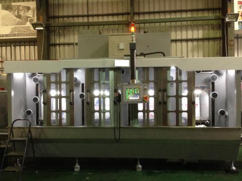 碩瑒之家 - 四站單線切割機