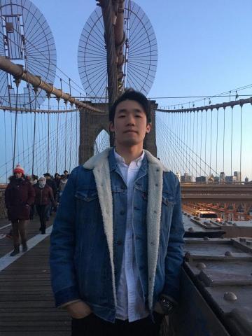 提供配音班服務的專家康家晉