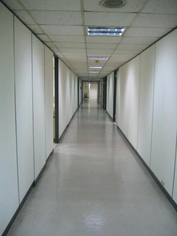 中華建築物公共安全檢查股份有限公司 - 走廊通道