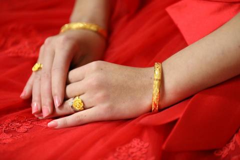 夜露死骨 - 婚禮紀錄(雅婷&政良)/側拍照