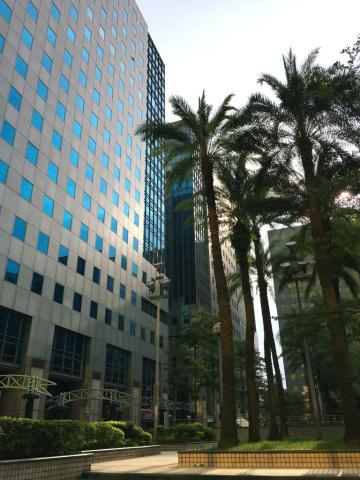 提供kolin維修站服務的專家App 開發及管理後台系統 JavaWeb Spring A